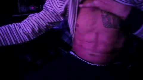 Snapshot of player841 chatting on 12/12/24, 11:03 Leonardo online show from 12/12/24, 11:03