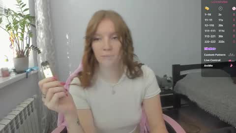 Snapshot of playful_mary chatting on 10/26/25, 09:15 Masha online show from 10/26/25, 09:15