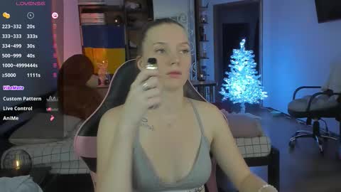 Snapshot of playful_mary chatting on 12/18/25, 06:36 Masha online show from 12/18/25, 06:36