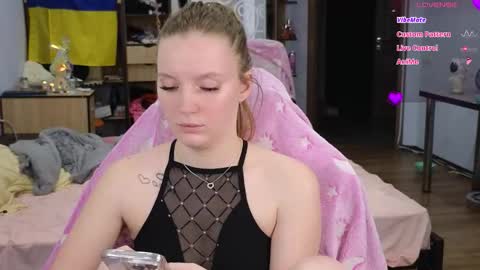 Snapshot of playful_mary chatting on 02/28/26, 06:20 Masha online show from 02/28/26, 06:20