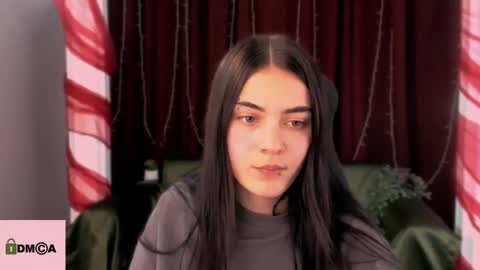 Sophie online show from 12/19/24, 10:34