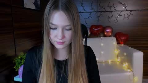 Sophie online show from 03/04/25, 04:06