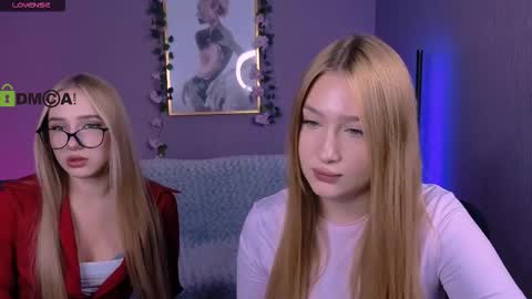 Sophie online show from 12/21/25, 08:38