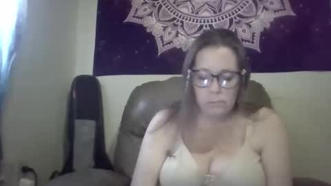 Snapshot of playfulmaryjane2017 chatting on 11/11/25, 08:20 playfulmaryjane2017 online show from 11/11/25, 08:20