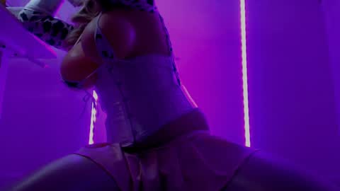 Snapshot of playfulplaytime chatting on 10/06/25, 07:11 MaidArianna online show from 10/06/25, 07:11