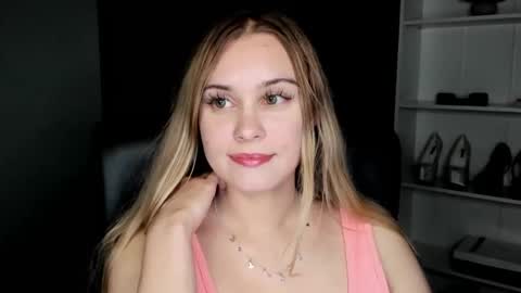 Valeria online show from 05/20/26, 05:19