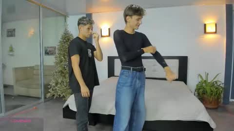   online show from 11/30/25, 11:09