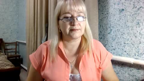 Snapshot of playm3soft chatting on 11/17/25, 06:24 playm3soft online show from 11/17/25, 06:24