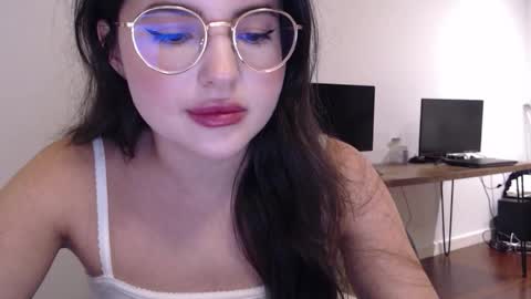 Mary online show from 12/15/25, 09:41