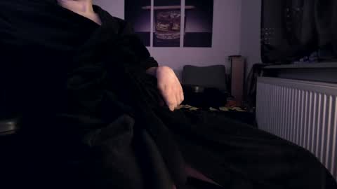 Snapshot of plboy23 chatting on 01/21/25, 02:54 Hello ask me  . Im glad  to see you here in my room. Welcome PVT is open online show from 01/21/25, 02:54