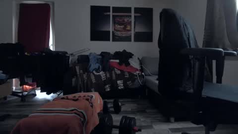 Snapshot of plboy23 chatting on 01/09/26, 02:31 Hello ask me . Im glad to see you here in my room. Welcome PVT is open online show from 01/09/26, 02:31