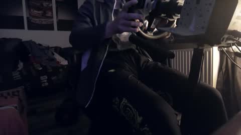 Snapshot of plboy23 chatting on 01/15/26, 05:05 Hello ask me . Im glad to see you here in my room. Welcome PVT is open online show from 01/15/26, 05:05