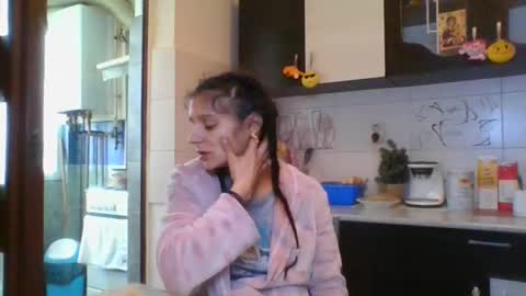 Snapshot of pleas3s_sweet chatting on 02/28/25, 02:09 pleas3s_sweet online show from 02/28/25, 02:09