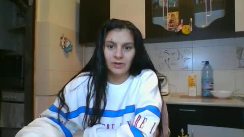 Snapshot of pleas3s_sweet chatting on 03/03/25, 10:10 pleas3s_sweet online show from 03/03/25, 10:10