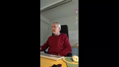 Snapshot of pleasedominateme chatting on 02/28/25, 03:59 Pleasedominateme online show from 02/28/25, 03:59