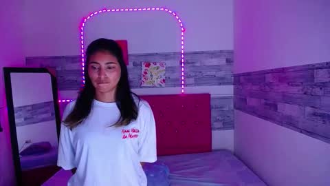 Snapshot of pleassing_neighbour chatting on 01/14/26, 03:12 Zalome online show from 01/14/26, 03:12