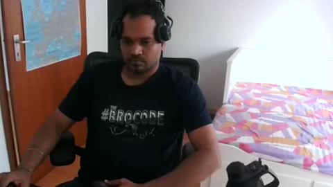 Snapshot of pleasure5845 chatting on 05/19/26, 12:11 Sam online show from 05/19/26, 12:11