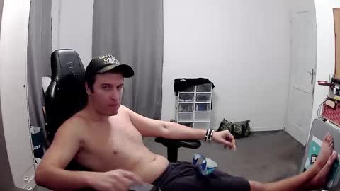 plkrisztian online show from 10/26/25, 08:48