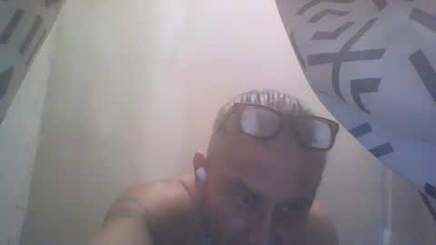 Snapshot of plmbrob chatting on 12/05/24, 06:44 plmbrob online show from 12/05/24, 06:44