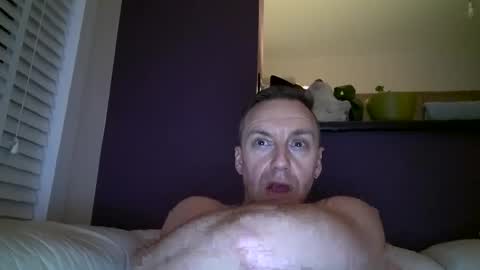 Snapshot of ploki2000 chatting on 01/19/25, 04:57 Kevin online show from 01/19/25, 04:57