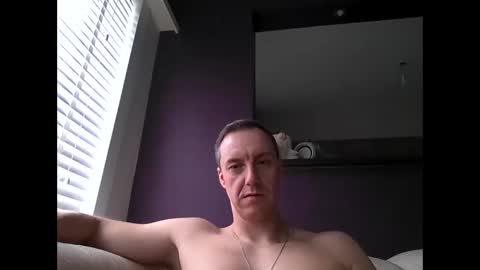 Snapshot of ploki2000 chatting on 02/09/25, 02:50 Kevin online show from 02/09/25, 02:50