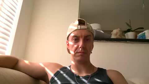 Snapshot of ploki2000 chatting on 10/12/25, 11:42 Kevin online show from 10/12/25, 11:42