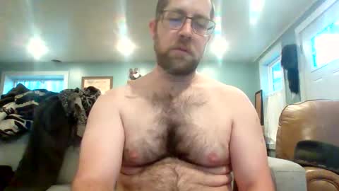 Snapshot of plowinitall1 chatting on 02/08/25, 03:31 plowinitall1 online show from 02/08/25, 03:31