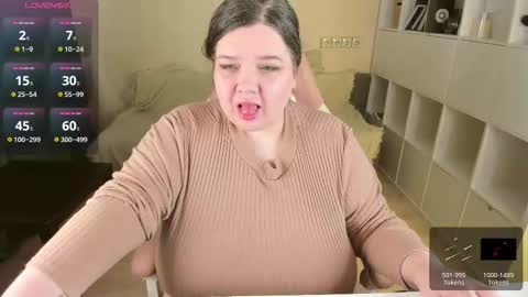 Snapshot of plum_pie__ chatting on 09/14/25, 10:36 Alice online show from 09/14/25, 10:36