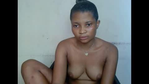 plumnjuicyx online show from 02/16/25, 04:10