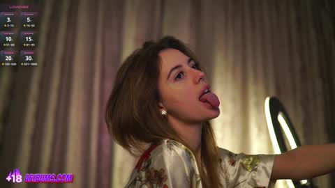 Ari online show from 03/12/26, 06:52