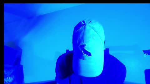 Snapshot of plush73 chatting on 02/26/26, 06:23 StraightPlush online show from 02/26/26, 06:23