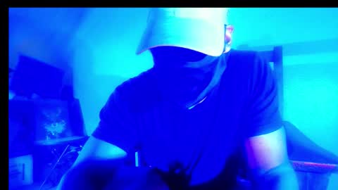 StraightPlush online show from 03/05/26, 06:42