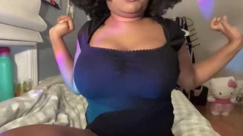 stariette online show from 10/28/25, 02:15