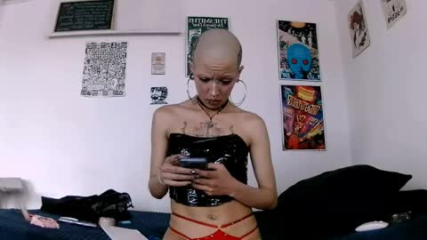   online show from 05/14/26, 06:26