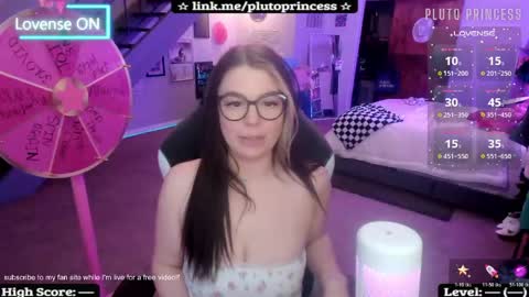 Pluto Princess online show from 04/21/26, 03:02