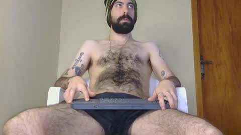 Snapshot of po3t3r0 chatting on 01/17/25, 10:55 juan online show from 01/17/25, 10:55