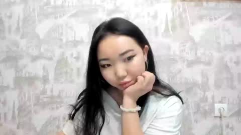 Erica online show from 02/24/25, 12:48