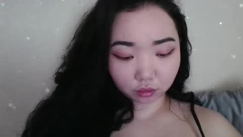 Erica online show from 04/10/26, 04:17