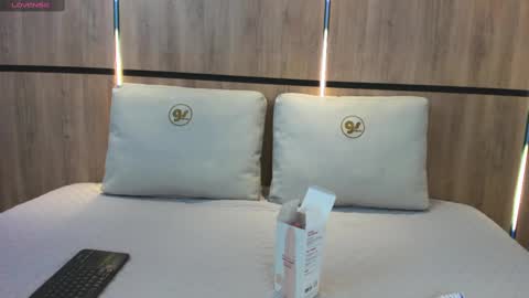 Snapshot of pocahontas_pow chatting on 02/21/25, 11:55 Pocahontas online show from 02/21/25, 11:55