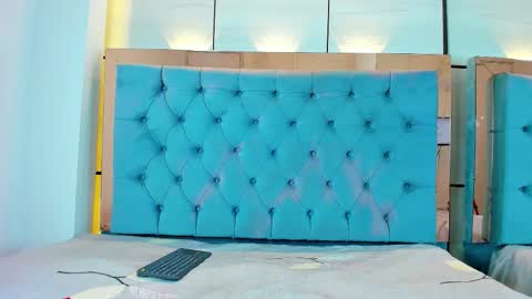 Snapshot of pocahontas_pow chatting on 02/23/26, 12:02 Pocahontas online show from 02/23/26, 12:02