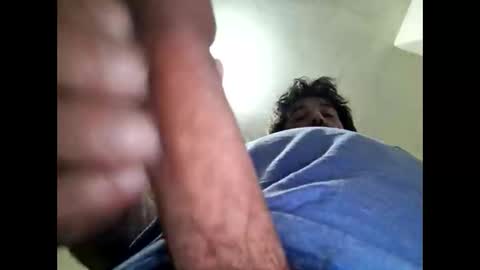 Snapshot of pocho4571643364 chatting on 05/25/26, 01:11 pocho4571643364 online show from 05/25/26, 01:11