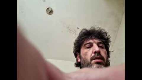 Snapshot of pocho4571643364 chatting on 05/31/26, 04:25 pocho4571643364 online show from 05/31/26, 04:25