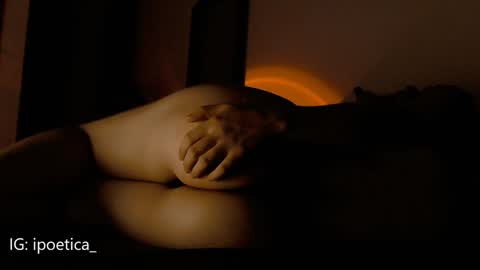 Snapshot of poeeticaa_ chatting on 01/07/25, 11:14 IG ipoetica online show from 01/07/25, 11:14