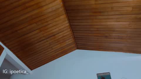 Snapshot of poeeticaa_ chatting on 01/22/25, 09:43 IG ipoetica online show from 01/22/25, 09:43