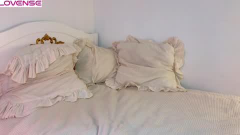 Rose online show from 04/17/26, 12:08