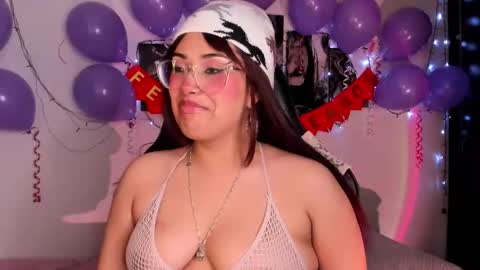 Snapshot of poison_willow chatting on 11/11/25, 06:30 Willow Hours 12pm to 630pm Colombian time FRIDAY AND SUNDAY FREE DAYS online show from 11/11/25, 06:30