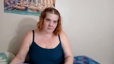 Snapshot of poisonivyvixen chatting on 02/09/25, 11:04 Poison Ivy online show from 02/09/25, 11:04