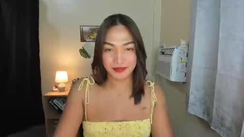 poisy_ivy online show from 10/17/25, 06:21