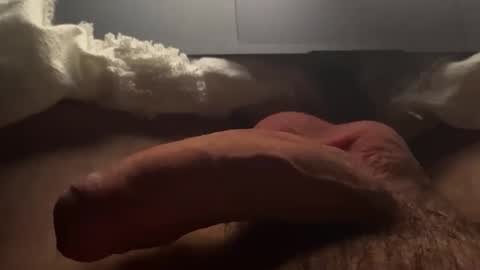 Snapshot of poivron2020 chatting on 11/24/25, 02:33 poivron2020 online show from 11/24/25, 02:33