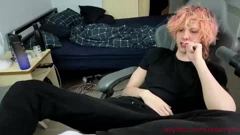 Snapshot of polarny05 chatting on 03/13/26, 08:26 Polarny online show from 03/13/26, 08:26